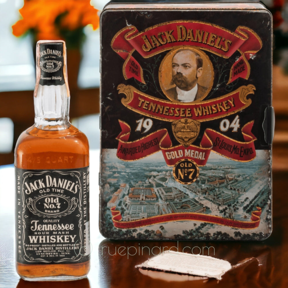 Jack Daniels Old No.7 1904 St Louis Gold Medal Gift Tin 1970s - Rue Pinard
