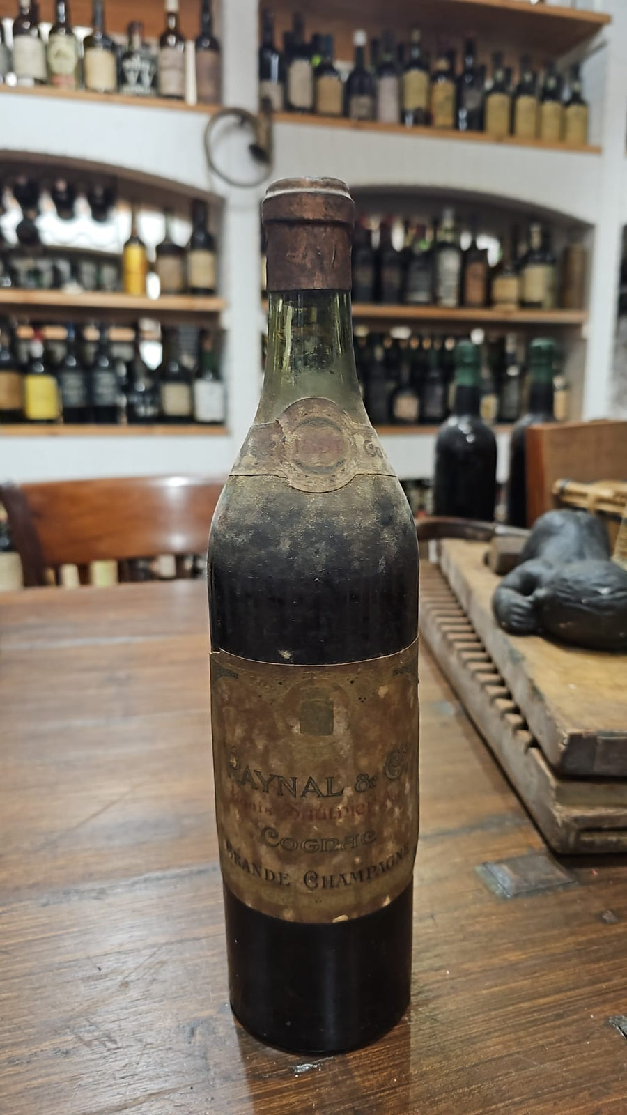 1834 Raynal & Co Cognac Louis Saulnier, Grande Champagne - Old Liquors