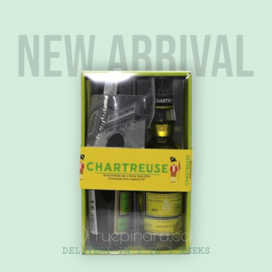 COFFRET 1/2 B CHARTREUSE JAUNE and 1/2 B CHARTREUSE VERTE "SANTA TECLA" Limited Edition, Mise 2016, 43% and 55% ABV, 35 cl each - Rue Pinard